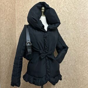 VTG Y2K 2000s Black Tie Front Hooded Puffer Jacket